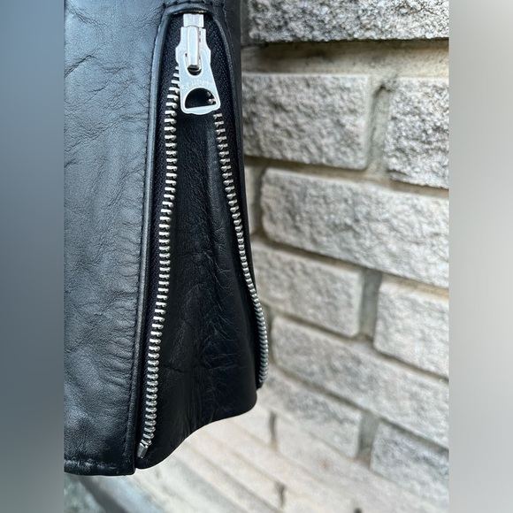 Schott NYC USA Men’s Moto Leather Jacket - Sz Medium motorcycle riding - Picture 7 of 16